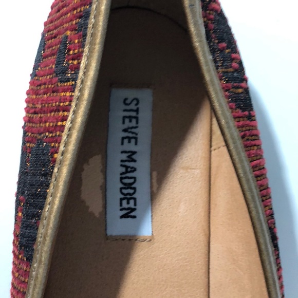 Shoes size 10 - Picture 5 of 8